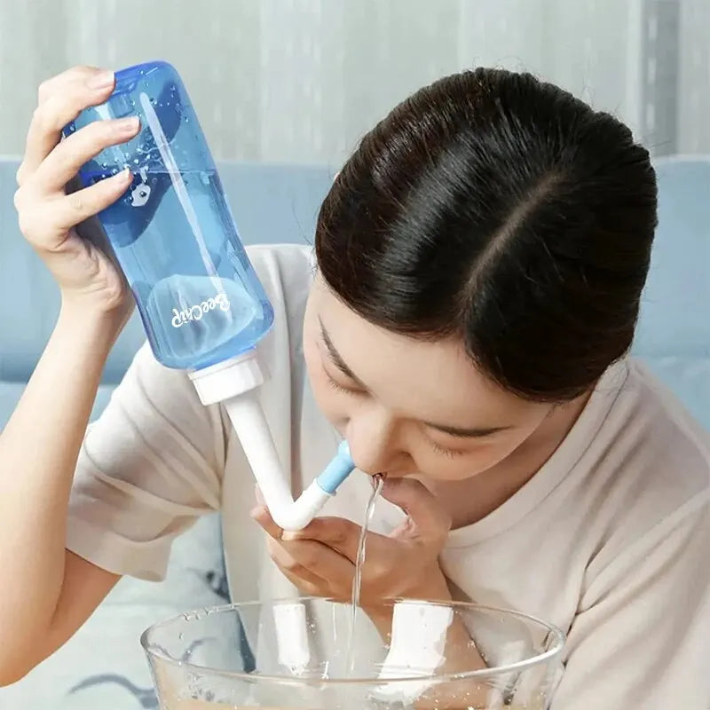 Nasal wash bottle for adults and children